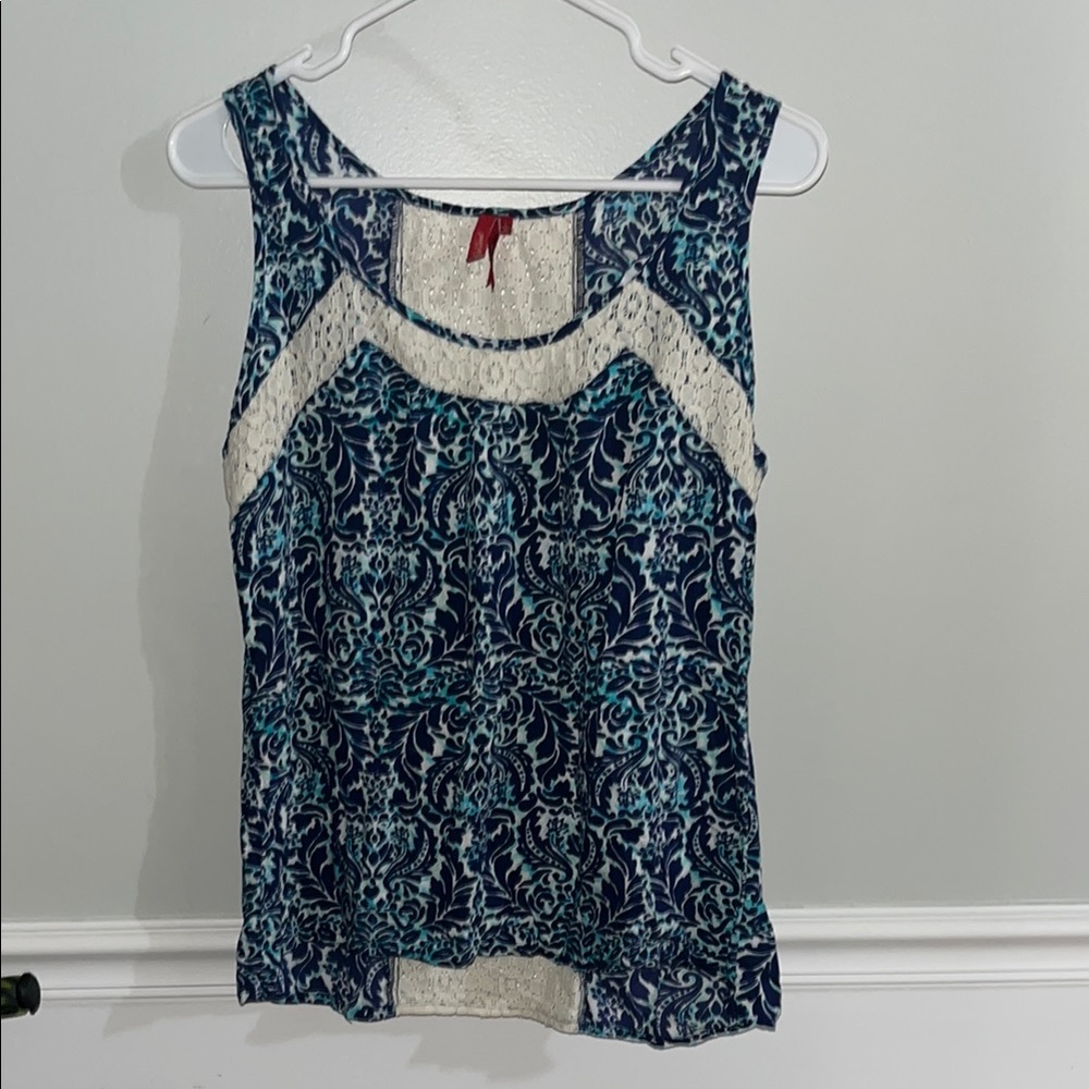 Red Camel Blue and Green Sleeveless Tank Top